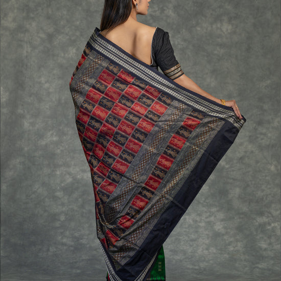 Red & Green Mulberry Silk Odisha Bomkai Patli Saree - Body motifs and craftsmanship