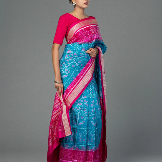 Magenta & Turquoise Mulberry Silk Single Ikat Saree - Pallu and anchal detail