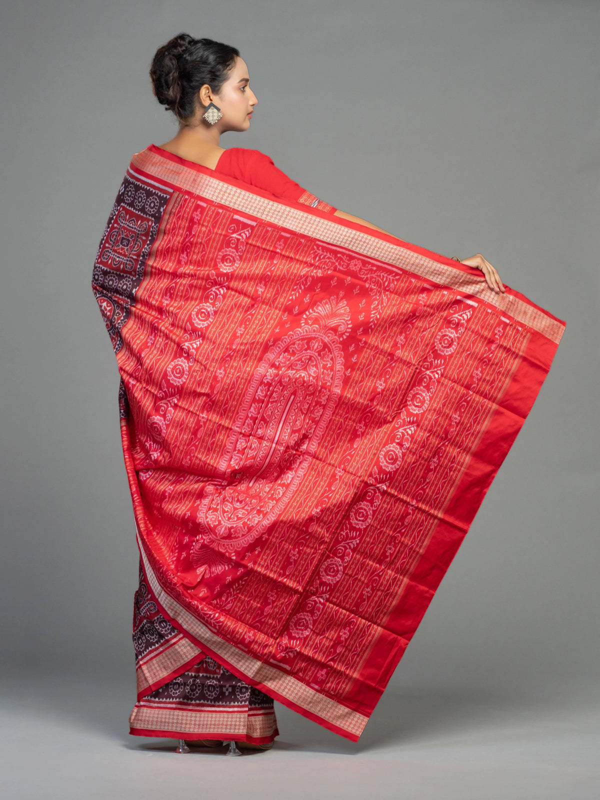 Crimson Red & Maroon Mulberry Silk Single Ikat Saree - Body motifs and craftsmanship
