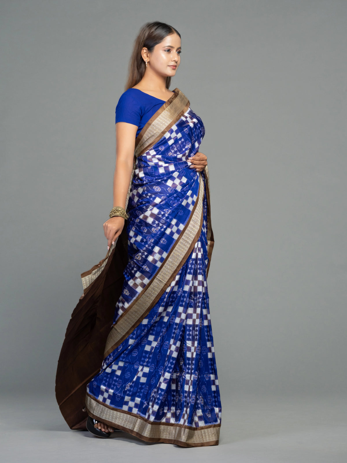 Cobalt Blue & White Mulberry Silk Double Ikat Saree - Body motifs and craftsmanship