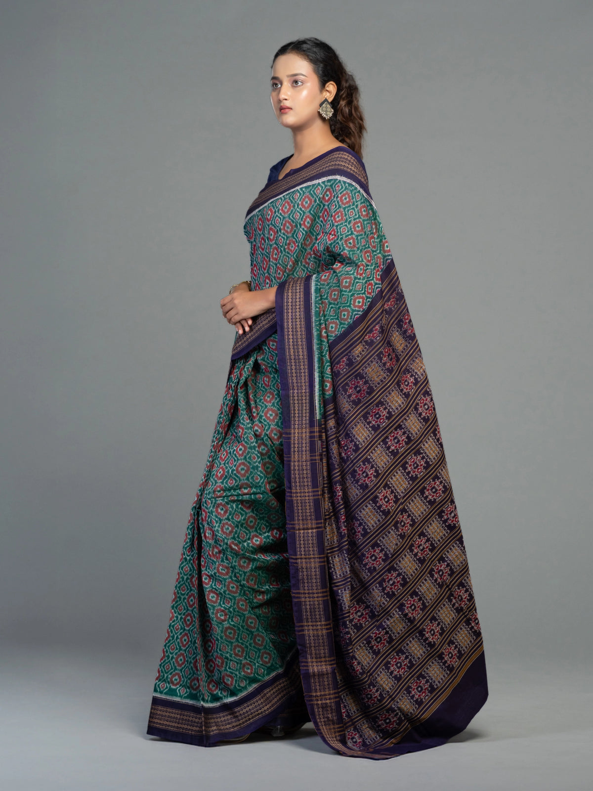 Teal & Green Fine Cotton Single Ikat Saree - Additional weave view