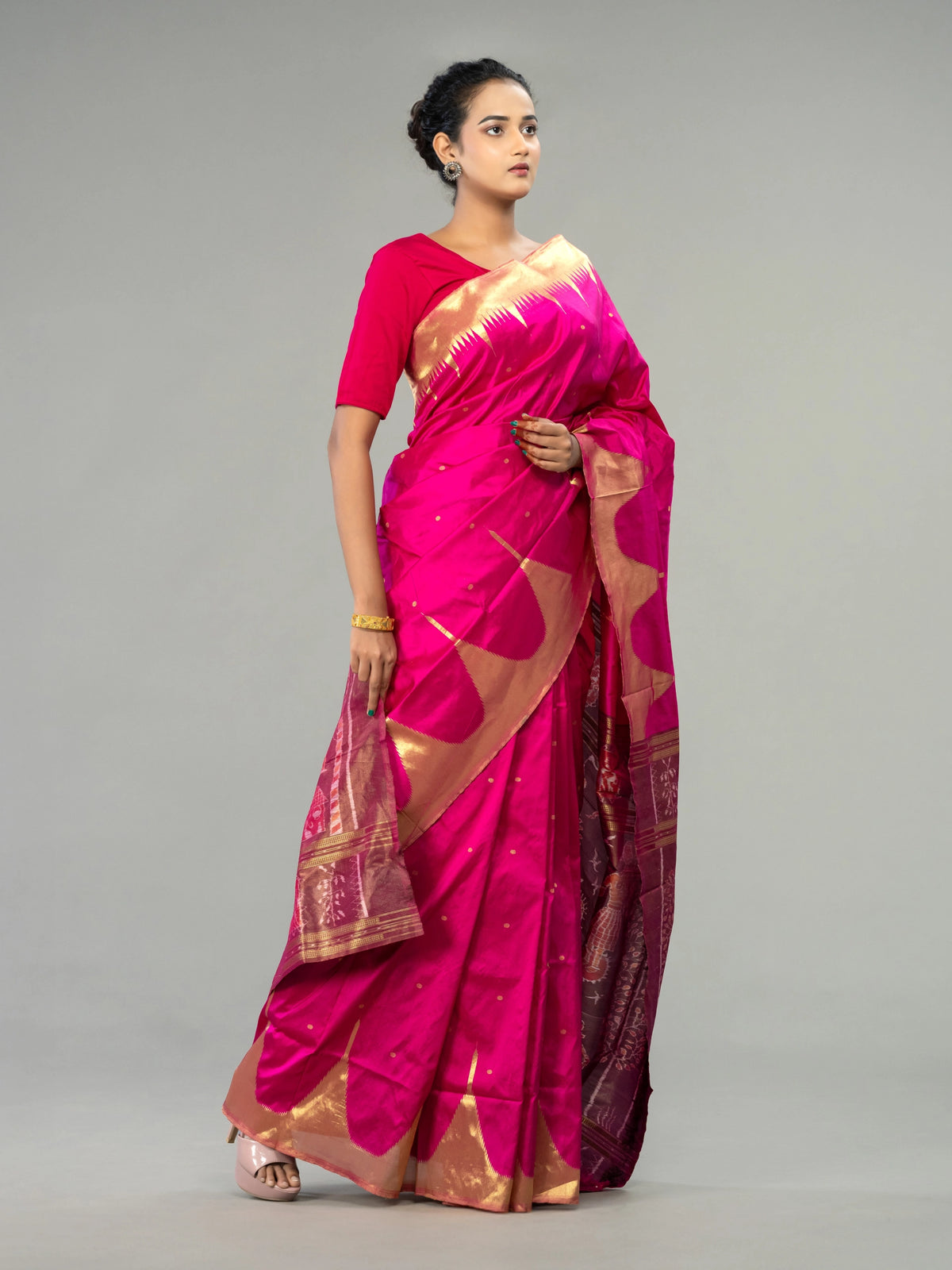 Magenta & Wine Berhampur Silk Tissue Saree - Border and weave close-up