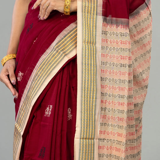 Wine Red & Cream Pure Cotton Bomkai Saree - Fabric texture and drape