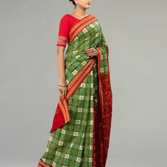 Green & Red Pure Cotton Double Ikat Saree - Border and weave close-up